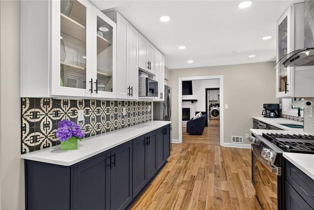 2282 Deer Ridge Drive, Tucker, GA 30087
