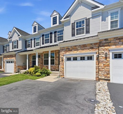 423 BARCLAYS WAY, Phoenixville, PA 19460
