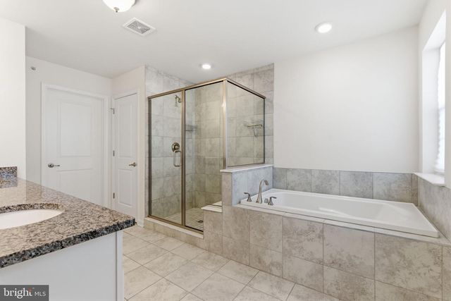 423 BARCLAYS WAY, Phoenixville, PA 19460