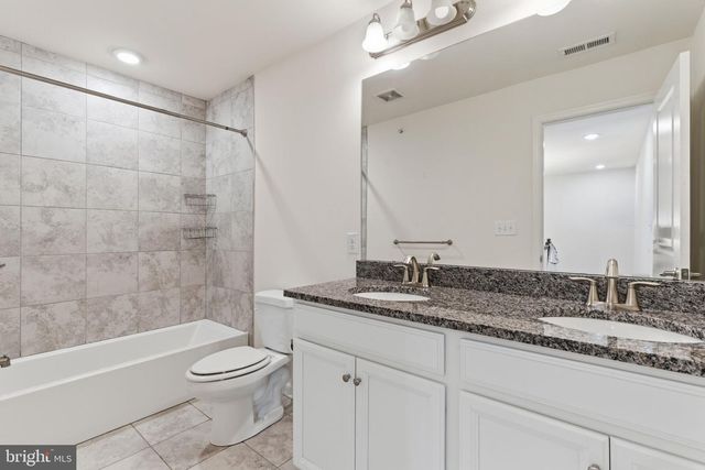 423 BARCLAYS WAY, Phoenixville, PA 19460