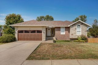 987 South Hedge Drive, Nixa, MO 65714