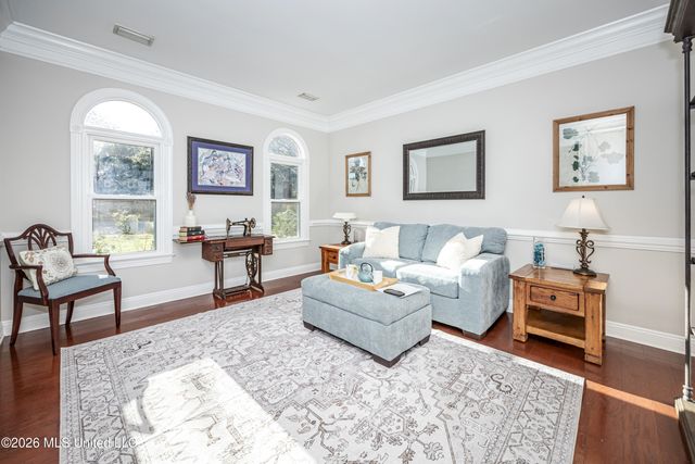 2802 Cambrai Circle, Ocean Springs, MS 39564