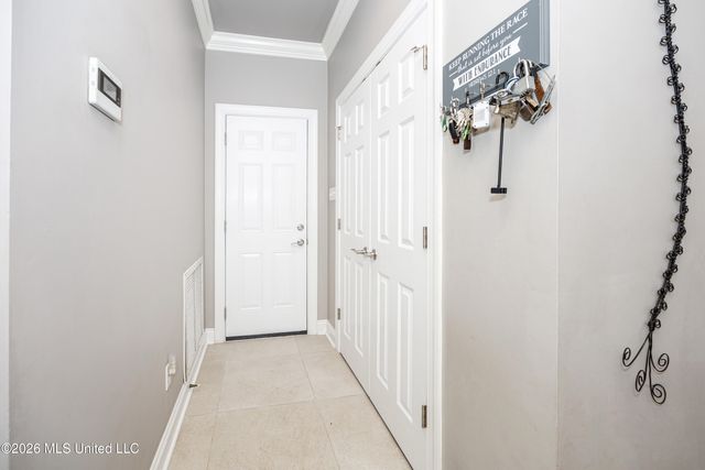 2802 Cambrai Circle, Ocean Springs, MS 39564