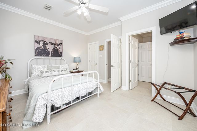 2802 Cambrai Circle, Ocean Springs, MS 39564