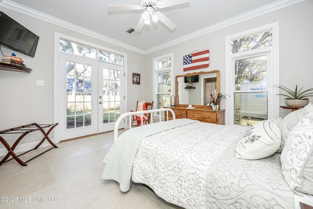 2802 Cambrai Circle, Ocean Springs, MS 39564