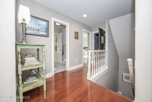 2802 Cambrai Circle, Ocean Springs, MS 39564