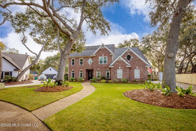 2802 Cambrai Circle, Ocean Springs, MS 39564