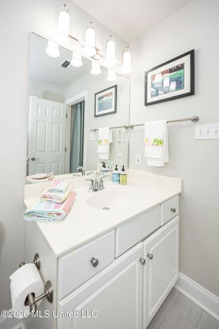 2802 Cambrai Circle, Ocean Springs, MS 39564