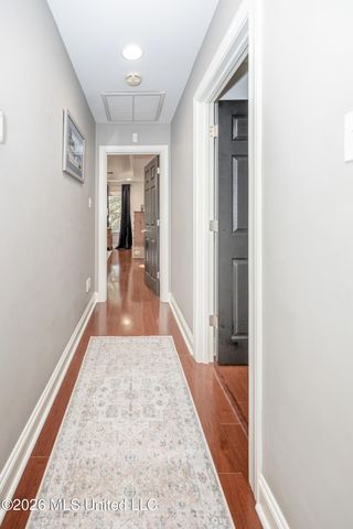 2802 Cambrai Circle, Ocean Springs, MS 39564