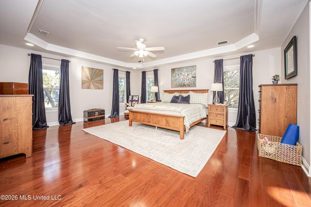 2802 Cambrai Circle, Ocean Springs, MS 39564