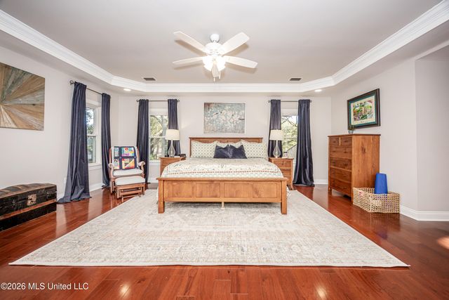 2802 Cambrai Circle, Ocean Springs, MS 39564