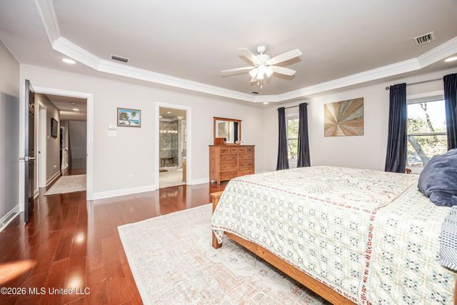 2802 Cambrai Circle, Ocean Springs, MS 39564