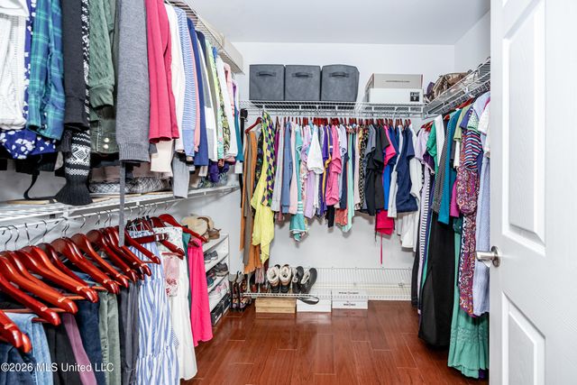 2802 Cambrai Circle, Ocean Springs, MS 39564