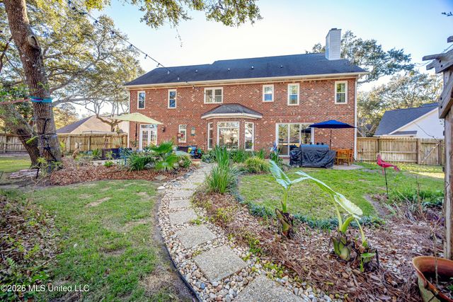 2802 Cambrai Circle, Ocean Springs, MS 39564