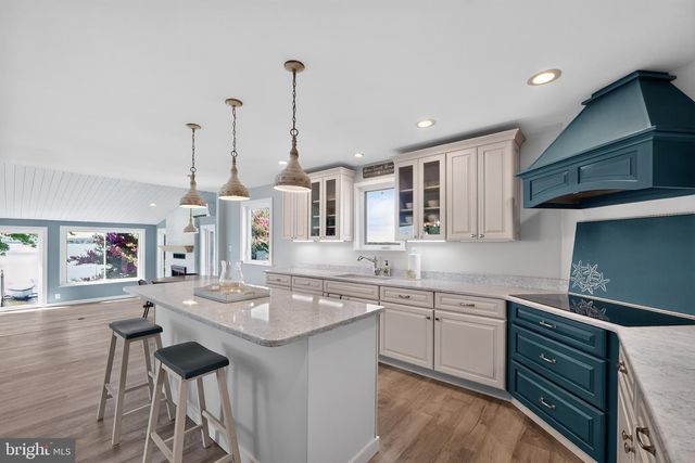 1317 WILDWOOD BEACH RD, Baltimore, MD 21221