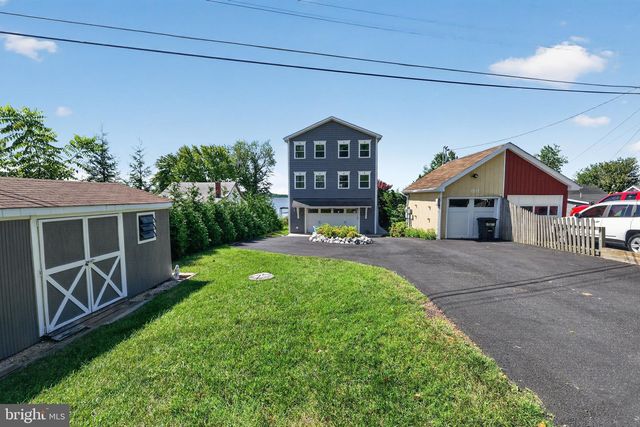 1317 WILDWOOD BEACH RD, Baltimore, MD 21221