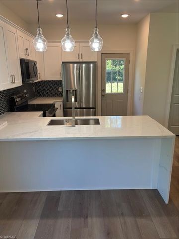 609 Mount Vernon Avenue, Winston-salem, NC 27101