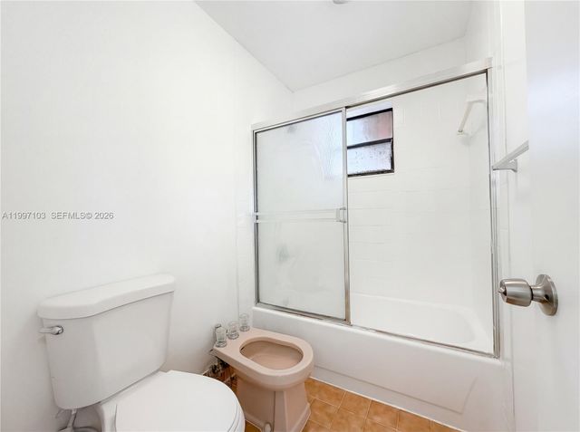 5790 W 26th Avenue 202, Hialeah, FL 33016