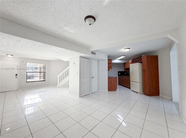 5790 W 26th Avenue 202, Hialeah, FL 33016