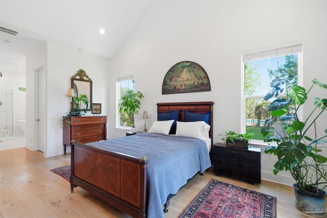 2847 Via Roma Ct, Gulf Breeze, FL 32563