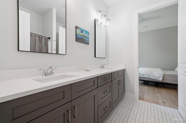 2847 Via Roma Ct, Gulf Breeze, FL 32563