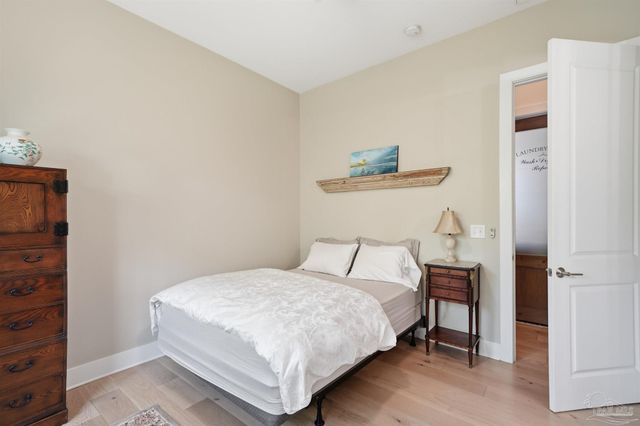 2847 Via Roma Ct, Gulf Breeze, FL 32563