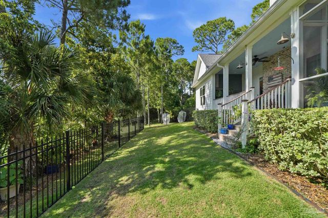 2847 Via Roma Ct, Gulf Breeze, FL 32563