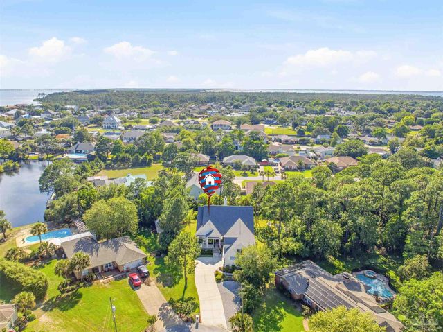 2847 Via Roma Ct, Gulf Breeze, FL 32563