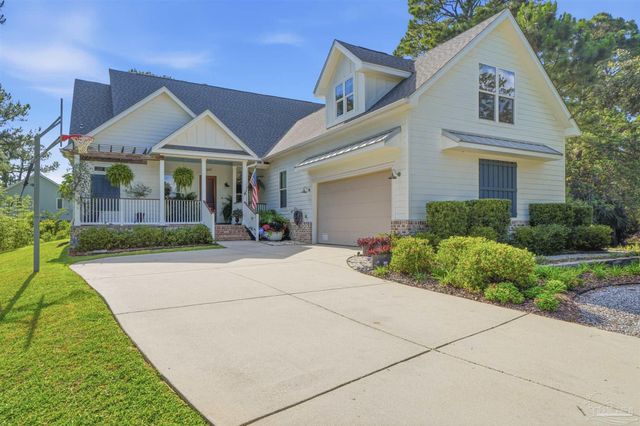 2847 Via Roma Ct, Gulf Breeze, FL 32563