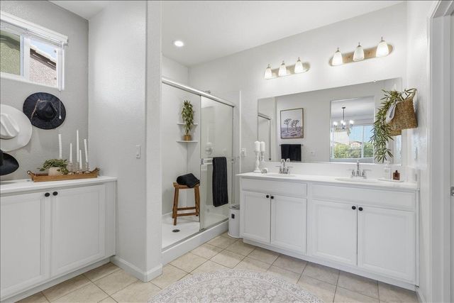 2032 Coffee Creek Way, Plumas Lake, CA 95961