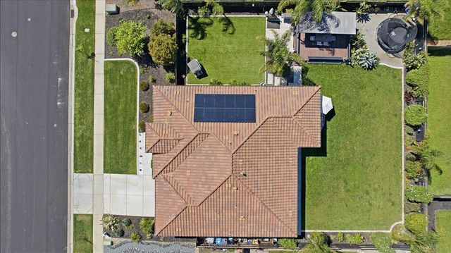 2032 Coffee Creek Way, Plumas Lake, CA 95961