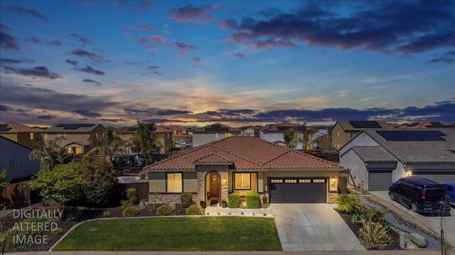 2032 Coffee Creek Way, Plumas Lake, CA 95961