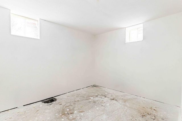 713 13th Street N, Moorhead, MN 56560