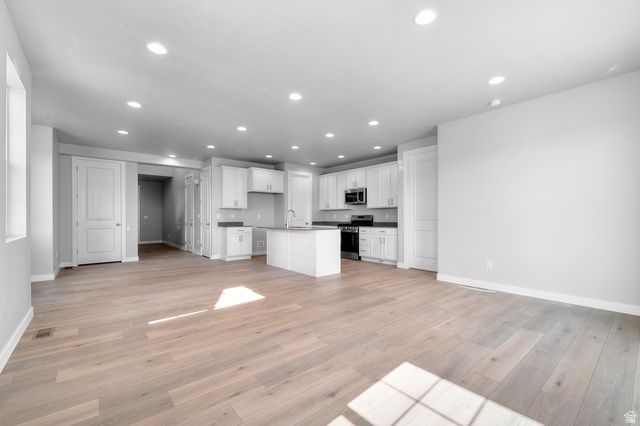 1035 W SPARROW WAY, Stansbury Park, UT 84074