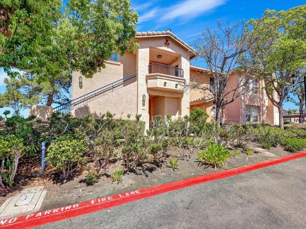 Image 2 of property listing at 18826 Caminito Cantilena #113, San Diego, CA 92128
