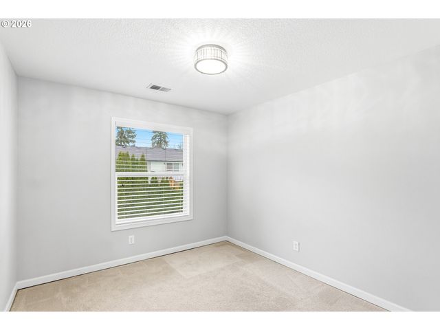 22750 Sw VERMILLION Dr, Tualatin, OR 97062