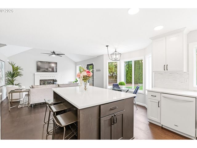 22750 Sw VERMILLION Dr, Tualatin, OR 97062