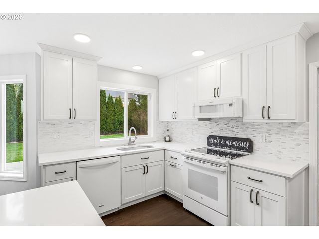 22750 Sw VERMILLION Dr, Tualatin, OR 97062