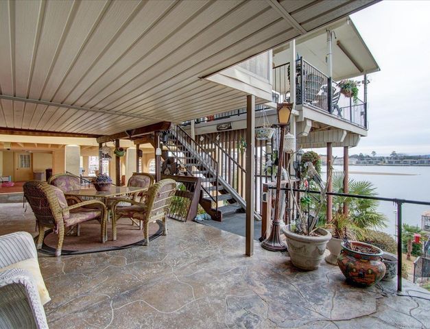 165 Pretti Point, Lake Hamilton, AR 71913