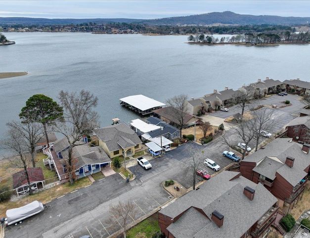 165 Pretti Point, Lake Hamilton, AR 71913