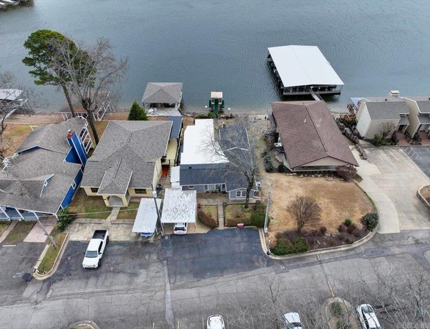 165 Pretti Point, Lake Hamilton, AR 71913