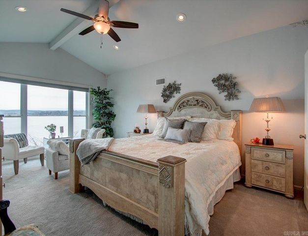 165 Pretti Point, Lake Hamilton, AR 71913