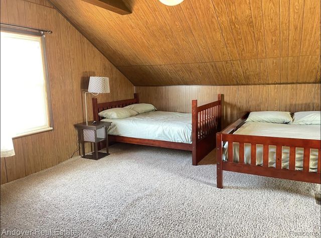 1321 N Vernon Street, Dearborn, MI 48128