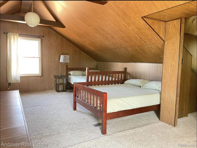 1321 N Vernon Street, Dearborn, MI 48128