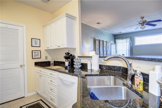 1004 Grand Oak LN, Virginia Beach, VA 23455