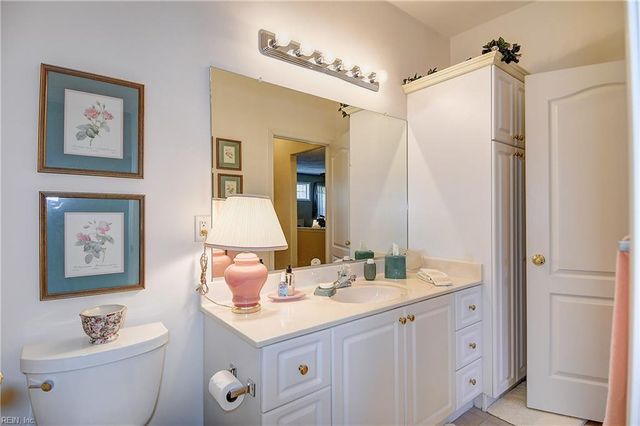 1004 Grand Oak LN, Virginia Beach, VA 23455