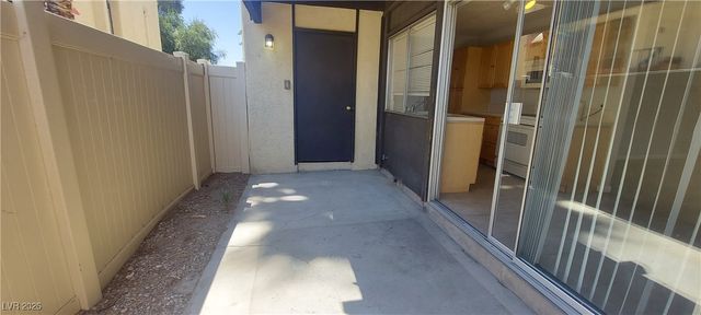 1420 Vegas Valley Drive 23, Las Vegas, NV 89169