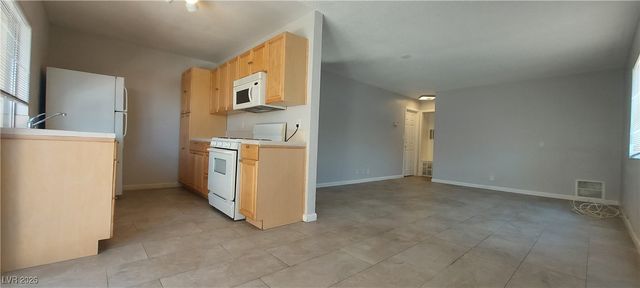 1420 Vegas Valley Drive 23, Las Vegas, NV 89169