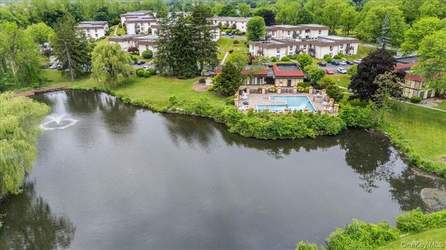 8 Loudon Drive 13, Fishkill, NY 12524