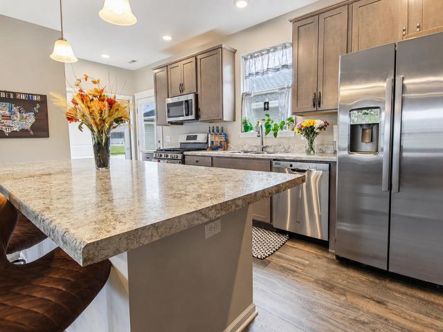 11763 Rhode Island Street, Crown Point, IN 46307